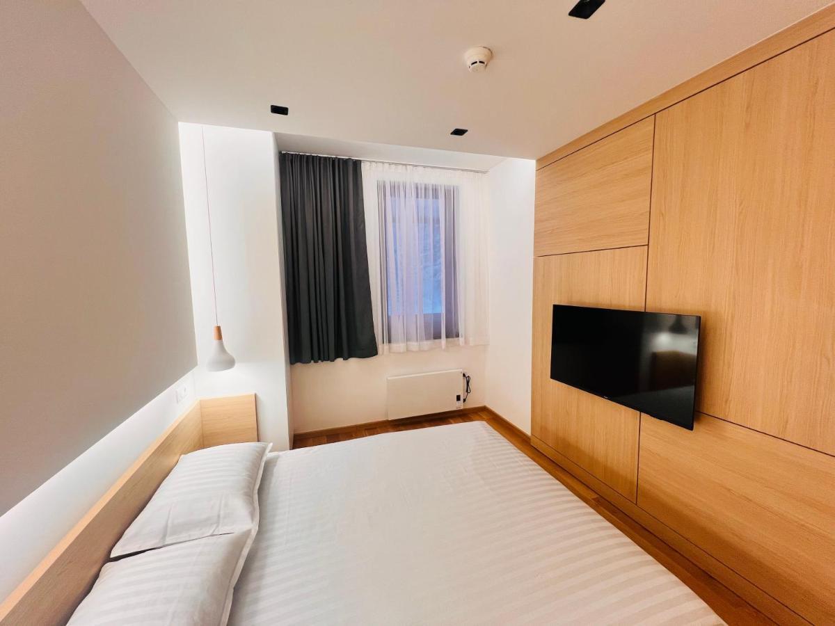 Apartment 202 - Aparthotel Zlatni Javor Яхорина Экстерьер фото